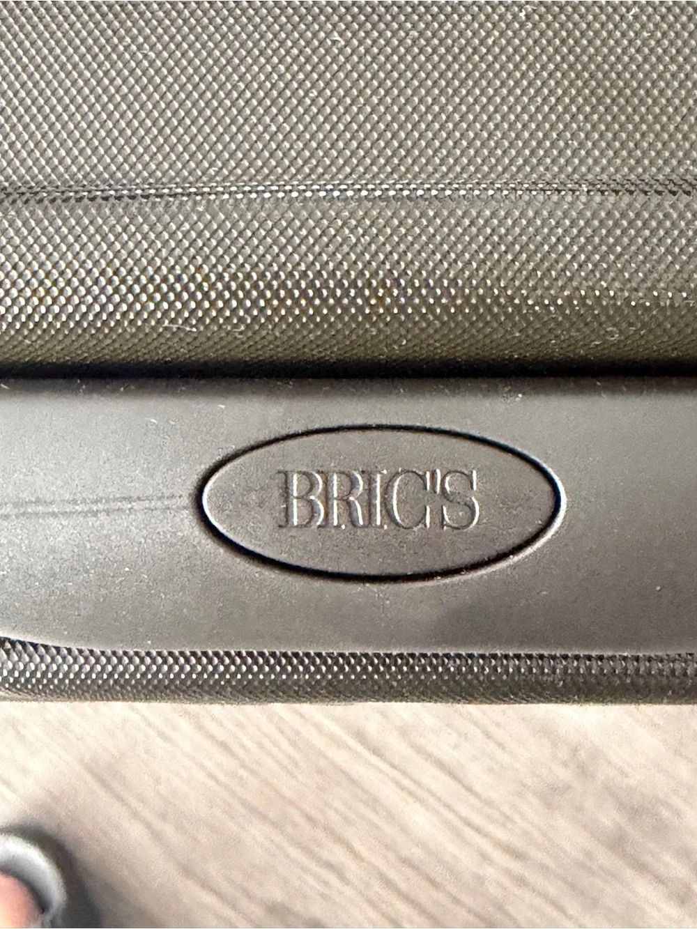 BRIC’S Taormina 32” XL Expandable Spinner Suitcase Olive NWT